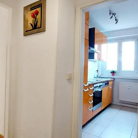 Helles Mit Balkon Am Grossen Garten Nahe Stadtzentrum Дрезден