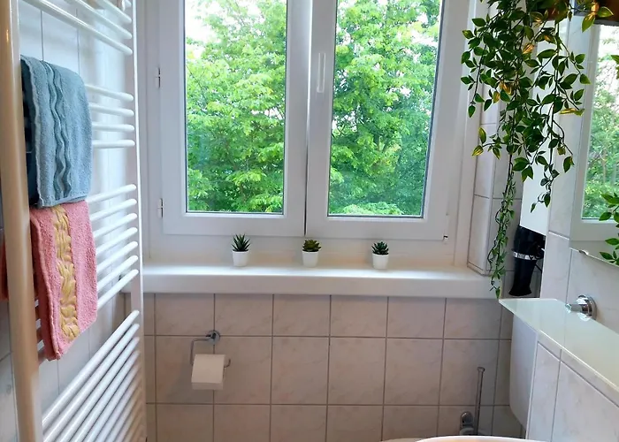 Διαμέρισμα Helles Mit Balkon Am Grossen Garten Nahe Stadtzentrum Δρέσδη