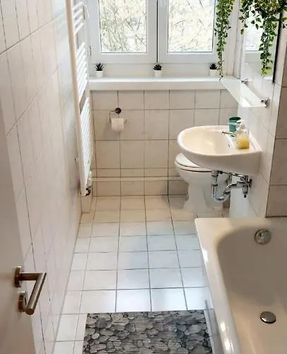 Helles Mit Balkon Am Grossen Garten Nahe Stadtzentrum Daire Dresden