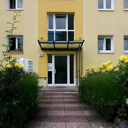 Apartman Helles Mit Balkon Am Grossen Garten Nahe Stadtzentrum Drezda