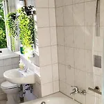 Helles Mit Balkon Am Grossen Garten Nahe Stadtzentrum 公寓